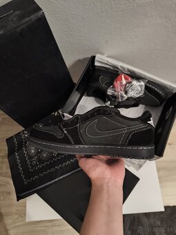 Jordan 1 Low x Travis Scott Black Phantom ⚫⚪🖤 - 3