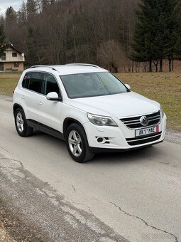 Volkswagen Tiguan 2.0 TDi 4 MOTION DSG - 3