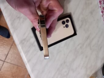 Predám iphone 13 128gb - 3