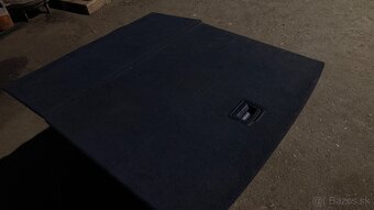 Audi A4 B7 Avant  podlaha kufru - 3