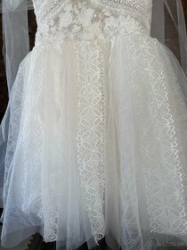 Nenosené Krásne vílie svadobné šaty s čipkou a glitrami - 3