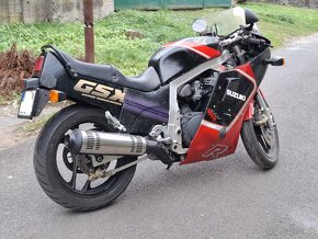 Suzuki GSX-R 1100 1986 - 3