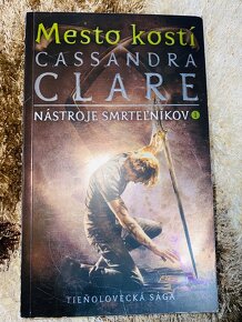 Nástroje smrteľníkov - Shadowhunters - 3