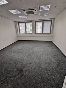 Prenájom kancelárskych priestorov v OD Prior v širšom centre - 3