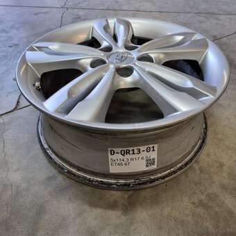 Hyundai disky 5x114,3 R17 6,5J ET45 - 3