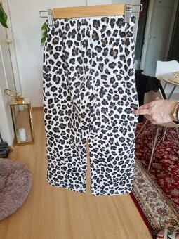 Zara zvonove leopardie tepláky velkost 134 - 3