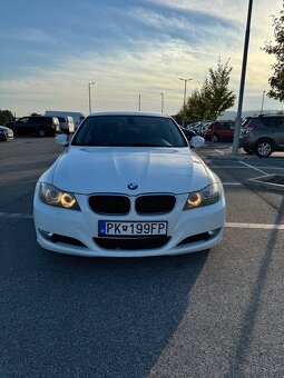 BMW E90 facelift 135kw - 3