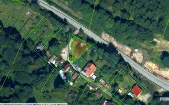 Stavebný pozemok pri potoku - 272m2 - 3