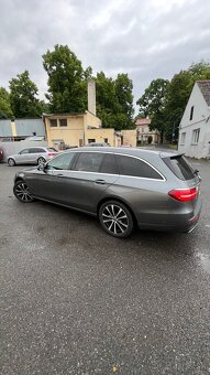 Mercedes-Benz E 300 de, DPH, 2020 - 3