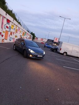 Opel Astra j sport Tourer - 3
