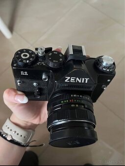 Zenit 12XP + blesk T 327 – retro filmový fotoaparát - 3