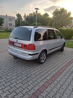 Volkswagen Sharan - 3