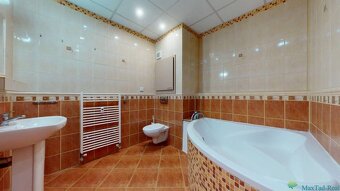 Pohodový 4-izbák v centre Trebišova – ideálny pre rodinu aj  - 3