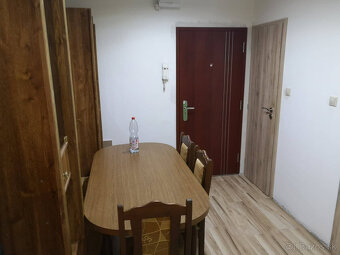 Na predaj 2 izbový byt s balkónom na Škultétyho ulici - 3