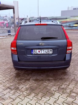 KIA CEED SW 1.6 benzín - 3