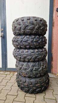 Can Am kolesa originál - 3