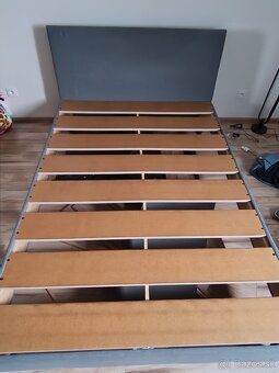 Posteľ 140x200 - 3