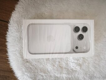 Predám Apple iPhone 17 Pro 256GB Silver - 3