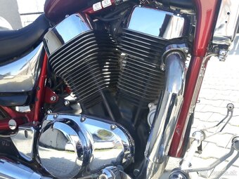 Suzuki Intruder 1400 (2000) - 3