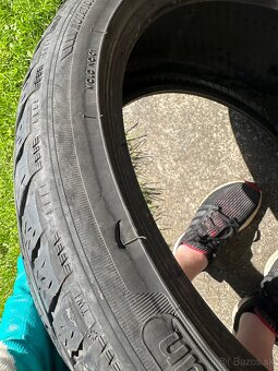 225/40 R18 - 3