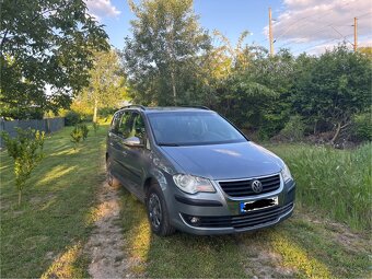 Volkswagen Touran 1.9 TDI, 7 Miestny - 3
