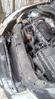 Havarovaná - Škoda Octavia 2 combi 1,9TDi - 3