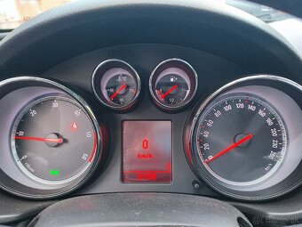 Predám Opel Insignia 2.0 cdi 118kw - 3