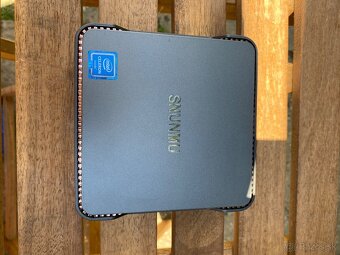 Mini PC 4jadro,8GBDDR4,UHD600,512GBSSD - 3