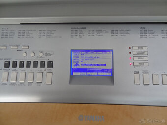 Digitálne piano, klavír YAMAHA DGX-620 - 3