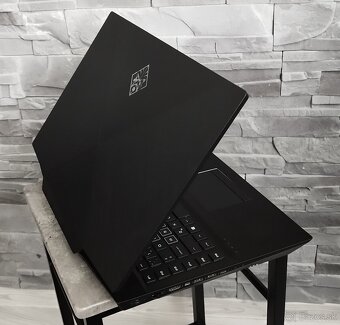 Herný notebook HP Omen 17,RTX2080 8gb,32gb RAM, Intel i7 - 3