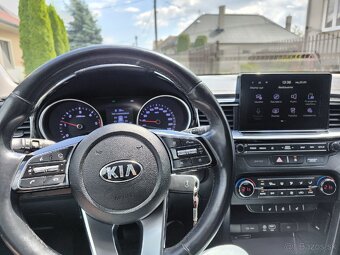KIA Cee’d SW 1.6CRDi GOLD A/T - 3