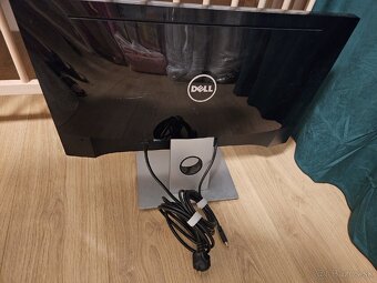Dell Monitor - 3