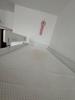 Poschodová posteľ s úložným priestorom a písacím stolom - 3