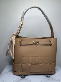 Guess kabelka béžová - 3
