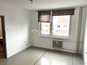 Na predaj 1-izbový byt, Senica- ideálny na rekonštrukciu / i - 3