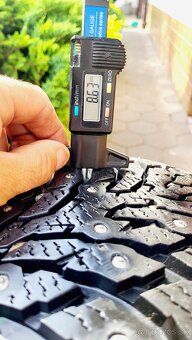 zimné pneu NOKIAN R16 205/60 do extrémnych podmienok - 3