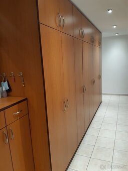 Satnikove skrine - 3