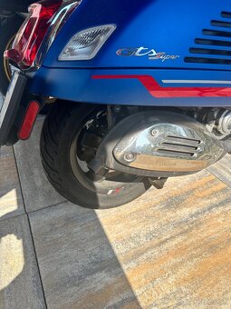 VESPA 300 GTS - 3