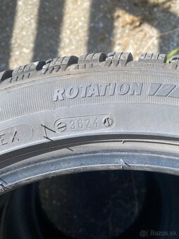 Predám zimné 225/45 r17 94H - 3