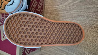 Vans slip on topanocky NOVE,velkost 23.5 - 3