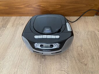 Rádio magnetofon s CD prehrávačom TECHNIKA - 3
