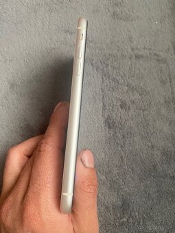 iPhone 11 64GB - 3