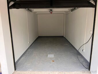 BRATISLAVA KARLOVA VES ZREKONŠTRUOVANÁ GARÁŽ 18M2 - 3