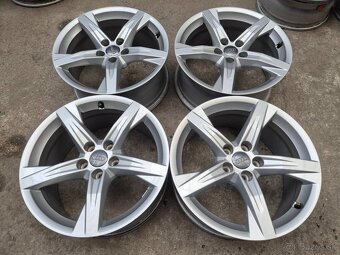 5x112 r18 ET39 x 8J elektróny originál AUDI - 3
