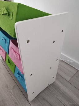 Regál na hračky - 3