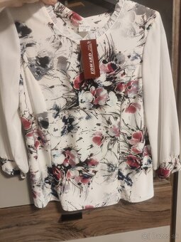 Kvetovaná blúzka - 3