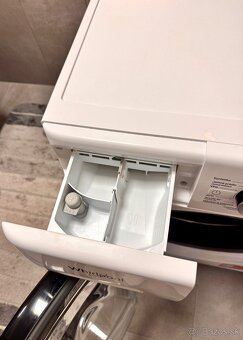 Whirlpool Fresh Care FFB 9469 - 3