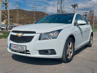 Chevrolet Cruze 1.6 16V LS - 3