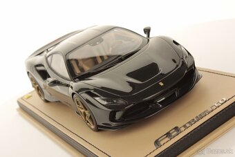 Ferrari F8 Tributo | MR Collection 1/18 - 3