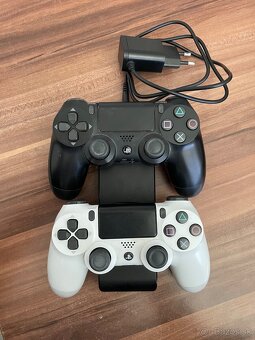 PS4 s PS VR - 3